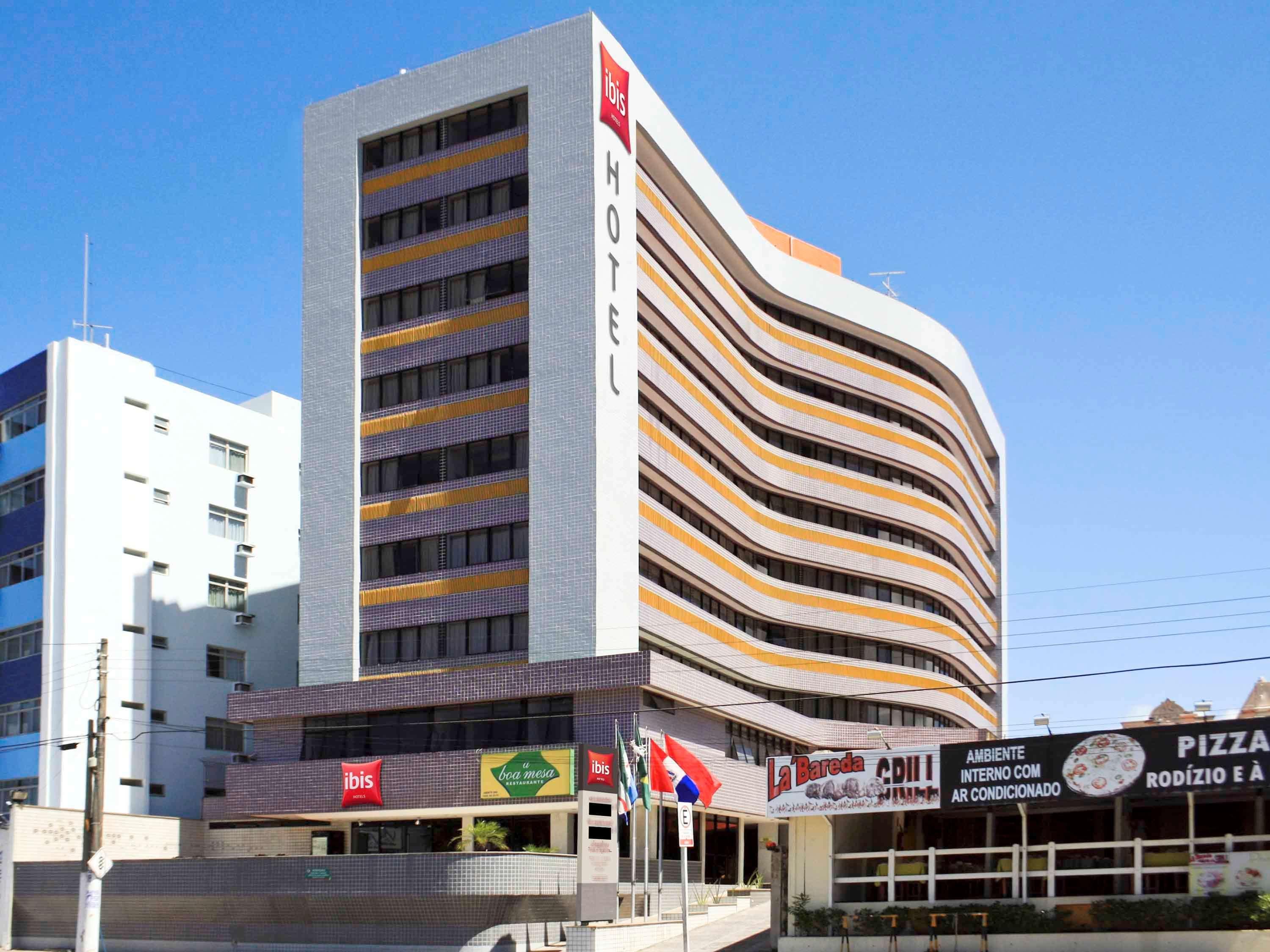 Ibis Maceio Pajucara Hotel Exterior photo